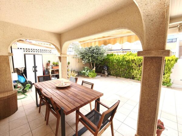 Bungalow w Orihuela, Hiszpania, 63m² - obraz 2