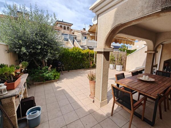 Bungalow w Orihuela, Hiszpania, 63m² - obraz 11
