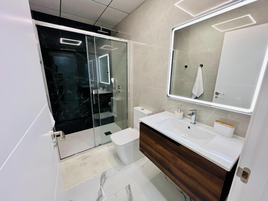 Apartamenty z 2 sypialniami, 75m² w Torrevieja, Hiszpania [ID: 0152-605721]