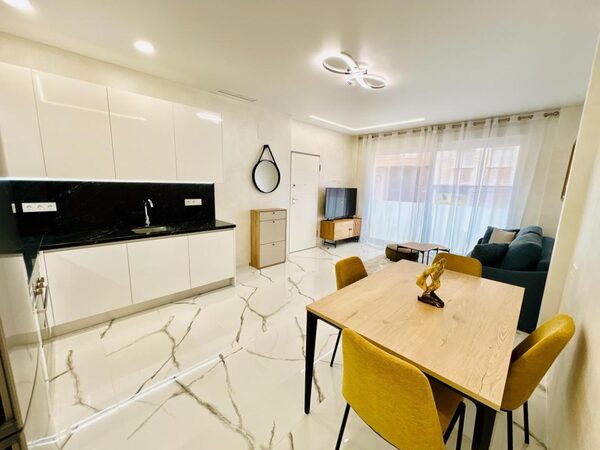 Apartamenty w Torrevieja, Hiszpania, 75m² - obraz 2