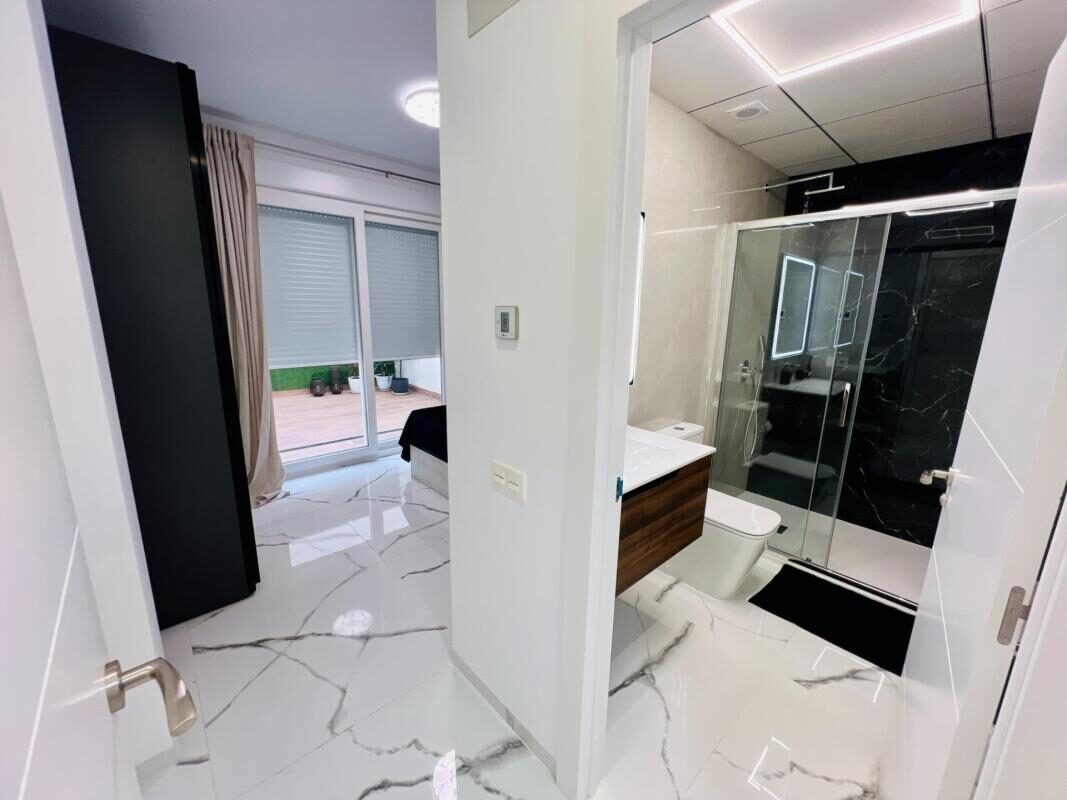 Apartamenty z 2 sypialniami, 75m² w Torrevieja, Hiszpania [ID: 0152-605721]