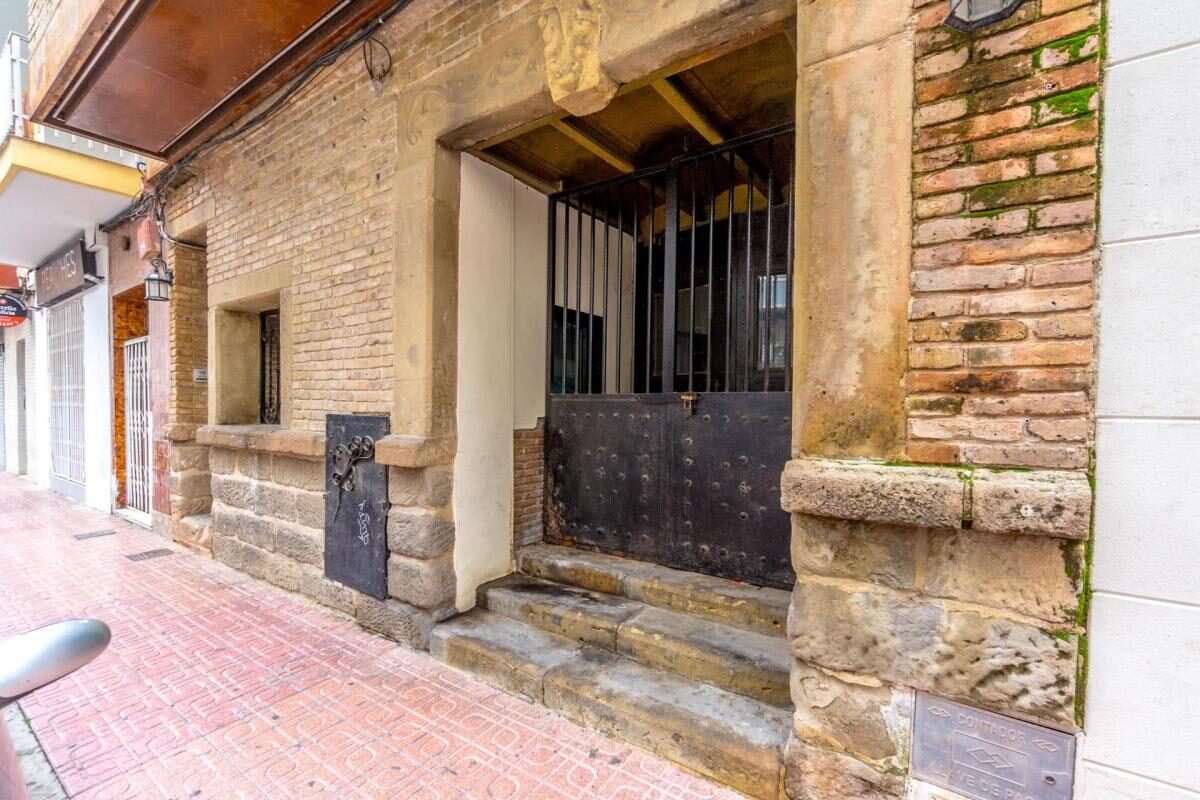 Комерційна нерухомість, 263м² в Торрев'єха, Іспанія [ID: 0152-605225]
