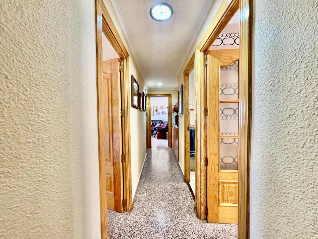 Apartments with 3 bedrooms, 110m² in Torrevieja, Spain [ID: 0152-605046]