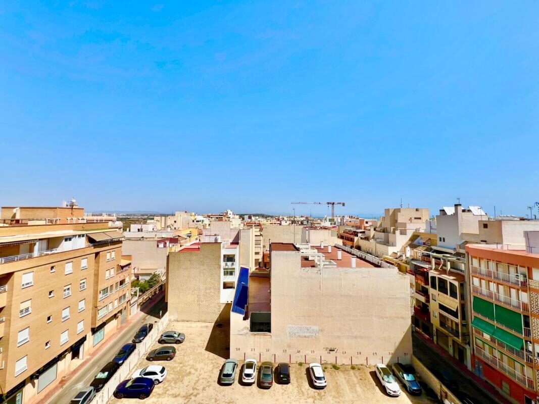 Apartments with 3 bedrooms, 110m² in Torrevieja, Spain [ID: 0152-605046]