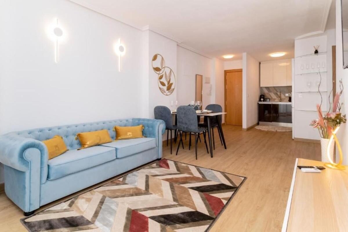 Apartments, 123m² in Torrevieja, Spain [ID: 0152-605037]