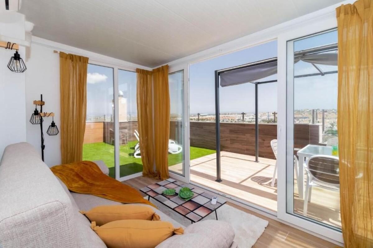 Apartments, 123m² in Torrevieja, Spain [ID: 0152-605037]