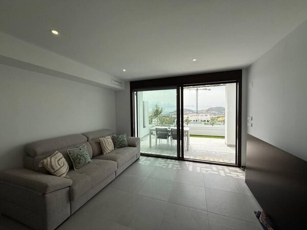 Apartments in Finestrat, Spain, 87m² - image 14