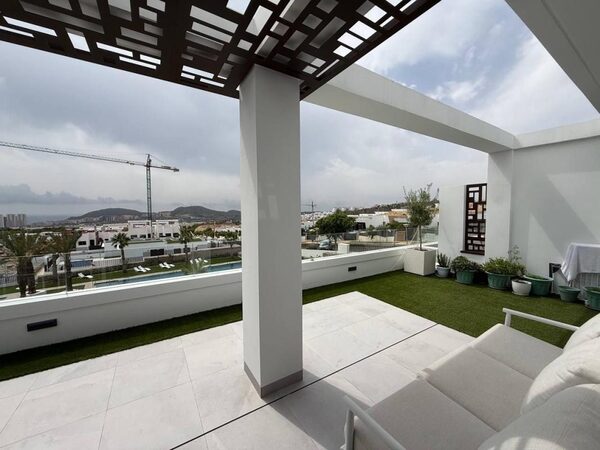 Apartments in Finestrat, Spain, 87m² - image 3