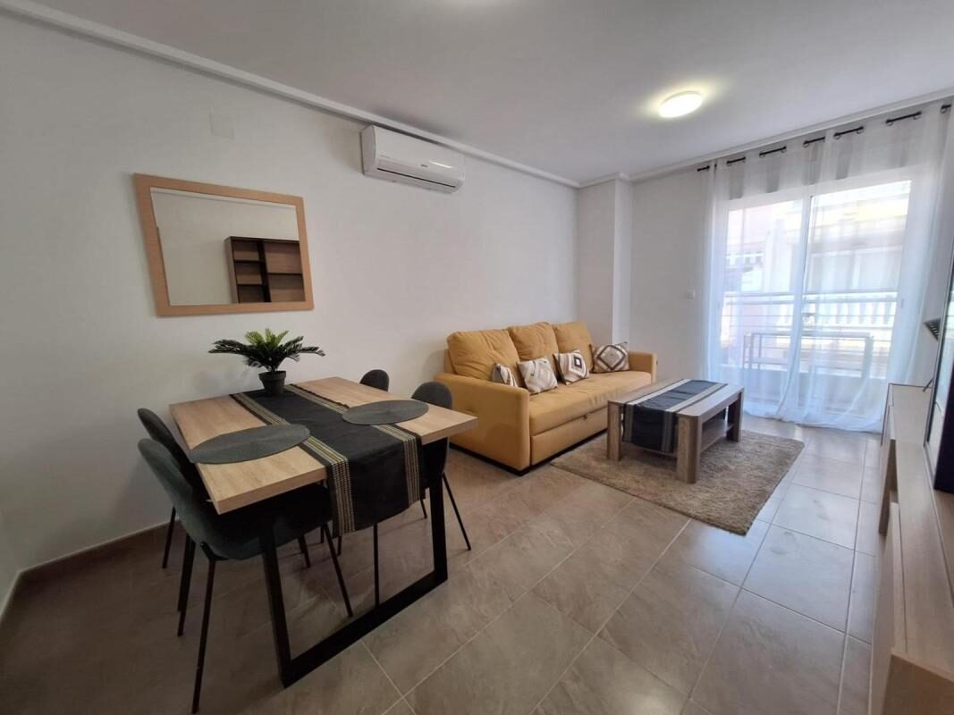 Apartamenty z 2 sypialniami, 62m² w Torrevieja, Hiszpania [ID: 0152-604941]