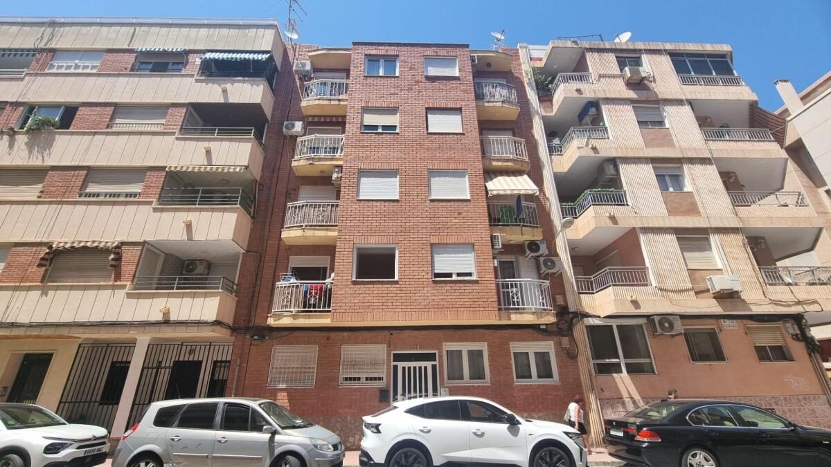 Apartments with 3 bedrooms, 105m² in Torrevieja, Spain [ID: 0152-604932]