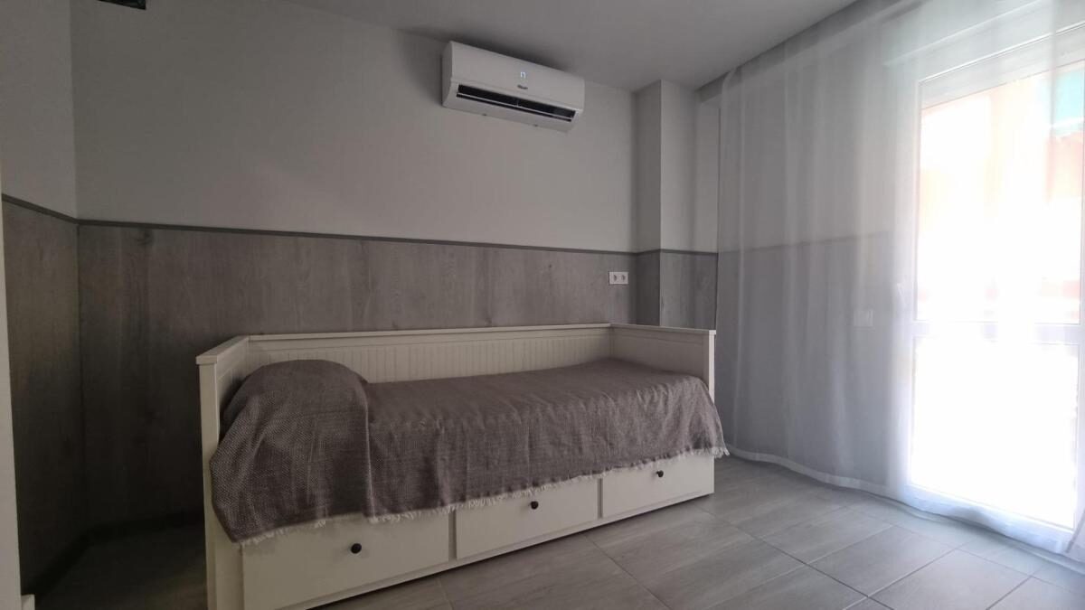 Apartments with 3 bedrooms, 105m² in Torrevieja, Spain [ID: 0152-604932]