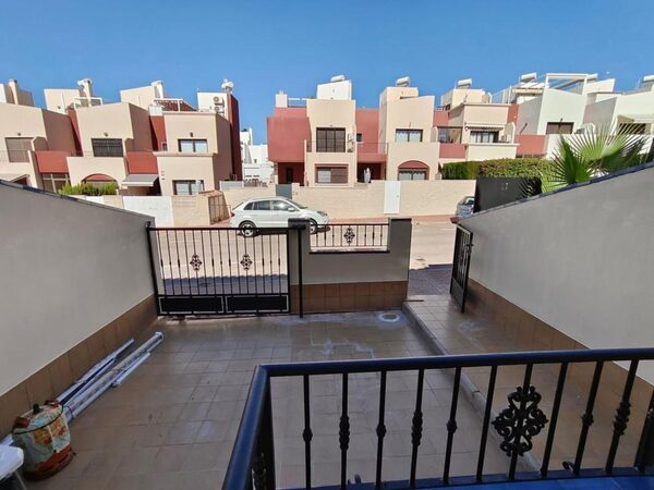 Houses in Torrevieja, Spain, 95m² - image 6