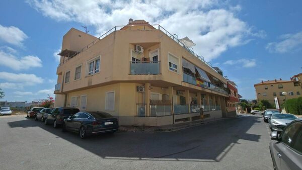 Apartments in Torrevieja, Spain, 73m² - image 2
