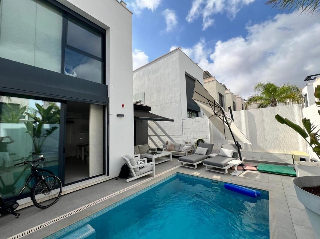 Villa with 3 bedrooms, 103m² in Orihuela, Spain [ID: 0152-604328]