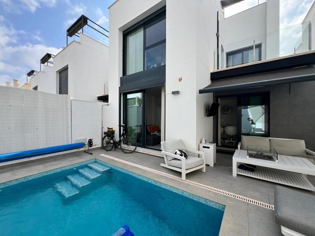Villa with 3 bedrooms, 103m² in Orihuela, Spain [ID: 0152-604328]