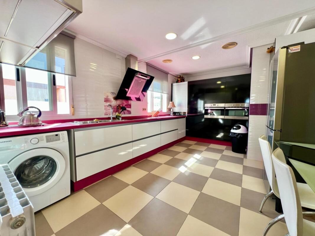 Апартаменты с 3 спальнями, 130м² в Торревьеха, Испания [ID: 0152-604292]