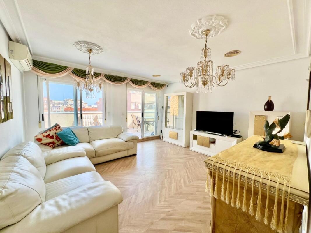 Апартаменты с 3 спальнями, 130м² в Торревьеха, Испания [ID: 0152-604292]