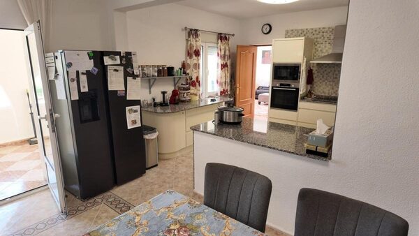 Дома в Сан-Мигель-де-Салинас, Испания, 557м² - изображение 11