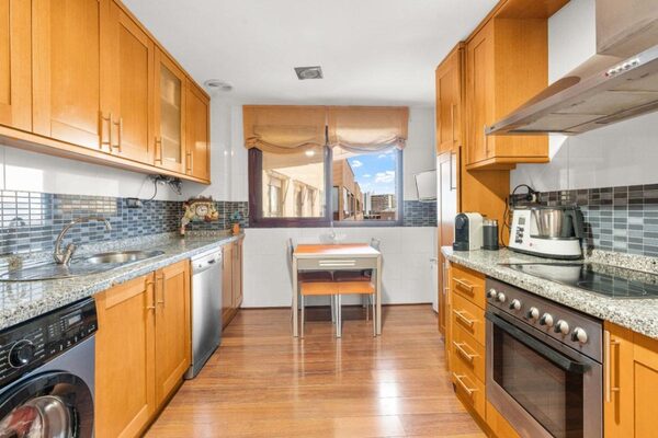 Apartments in Alicante, Spain, 265m² - image 14