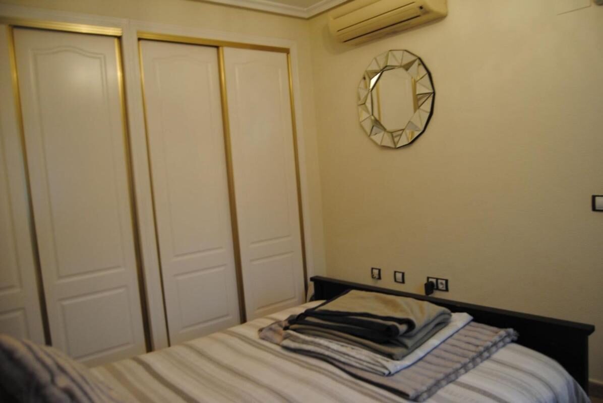 Дома с 4 спальнями, 331м² в Ориуэла, Испания [ID: 0152-582521]