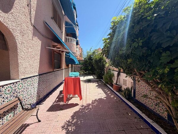 Villa in Torrevieja, Spain, 73m² - image 6