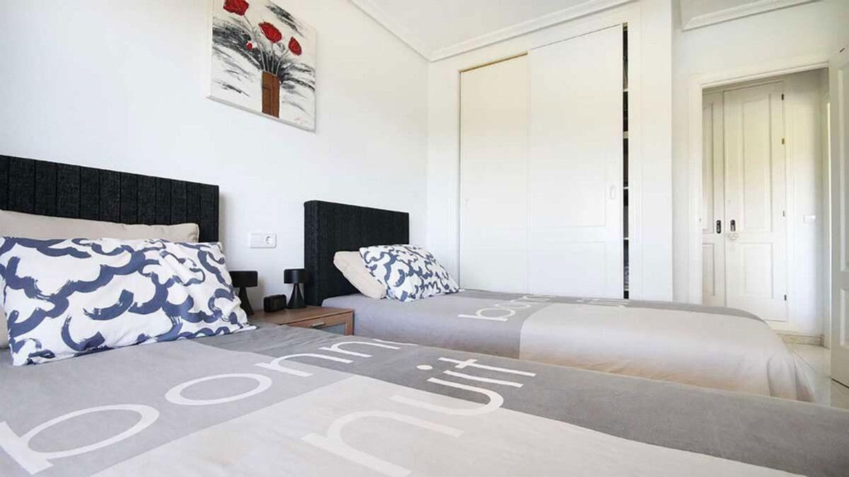 Апартаменти з 2 спальнями, 112м² в Оріуела, Іспанія [ID: 0152-578666]