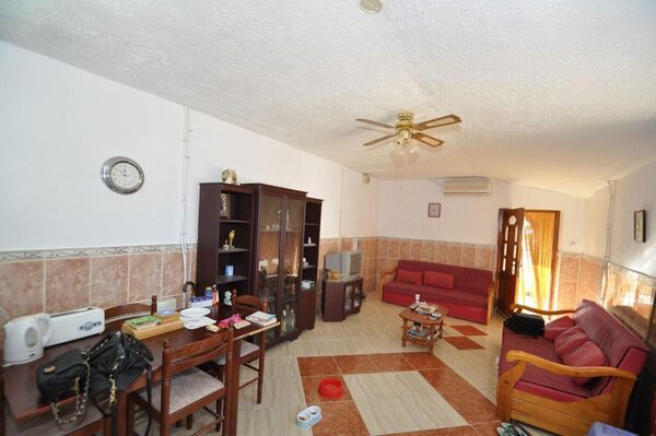 Villa in Pinoso, Spain, 450m² - image 13