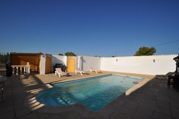 Villa in Pinoso, Spain, 450m² - image 30