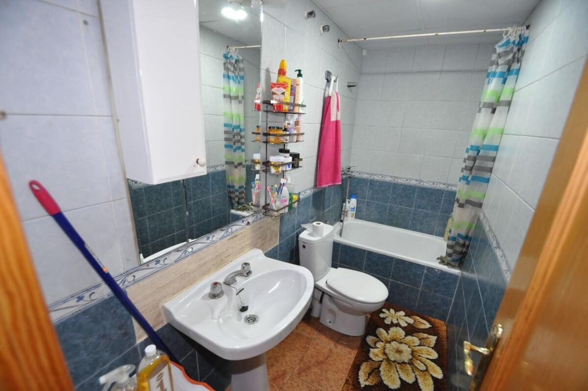 Вилла с 6 спальнями, 137м² в Пиносо, Испания [ID: 0152-571381]