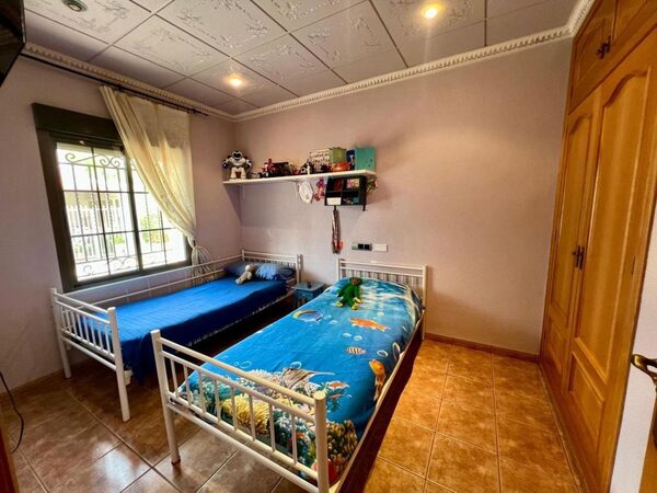 Вилла в Пиносо, Испания, 140м² - изображение 11