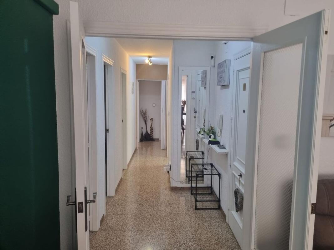 Apartments with 4 bedrooms, 120m² in Pinoso, Spain [ID: 0152-570083]