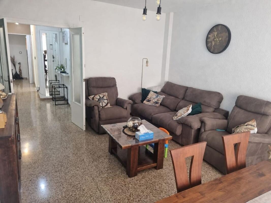 Apartments with 4 bedrooms, 120m² in Pinoso, Spain [ID: 0152-570083]