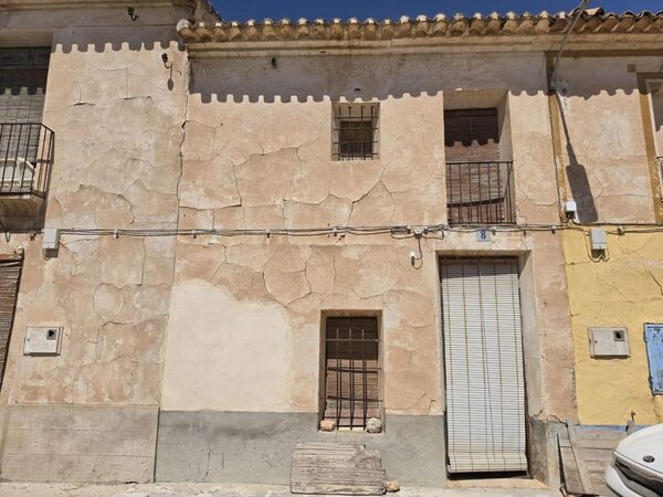 Villa in Hondon de las Nieves, Spain, 140m²