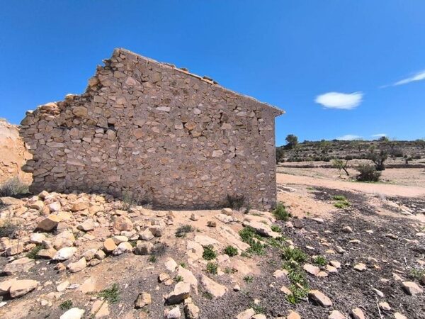 Houses in Pinoso, Spain, 108m² - image 4