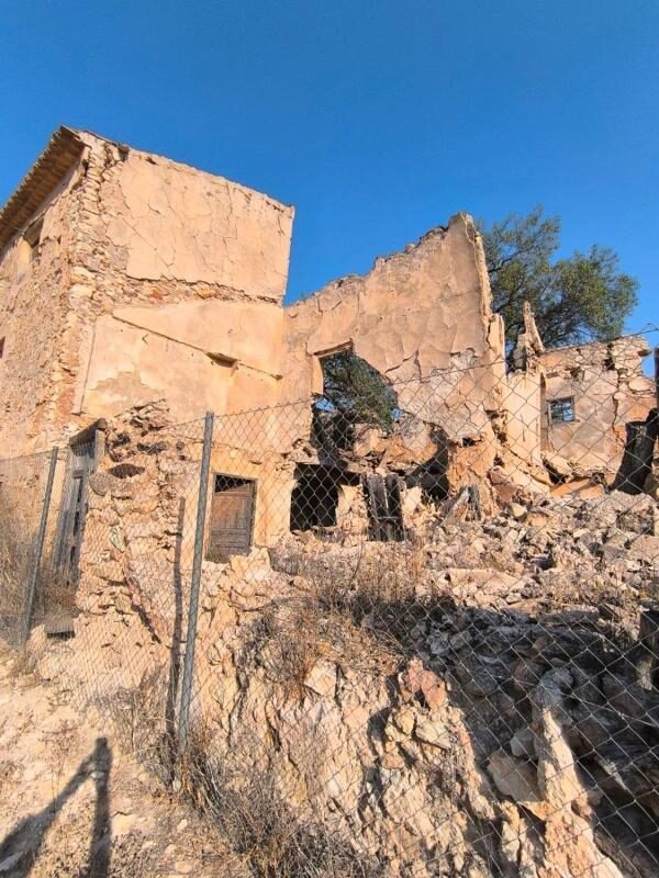 Houses in Pinoso, Spain, 200m² - image 13