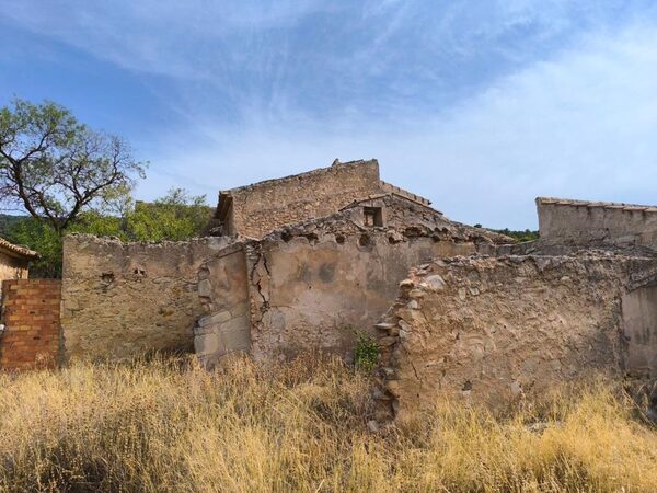 Houses in Pinoso, Spain, 200m² - image 21