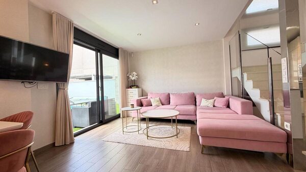 Villa in Torrevieja, Spain, 194m² - image 8