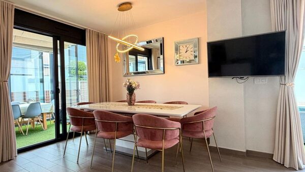 Villa in Torrevieja, Spain, 194m² - image 16