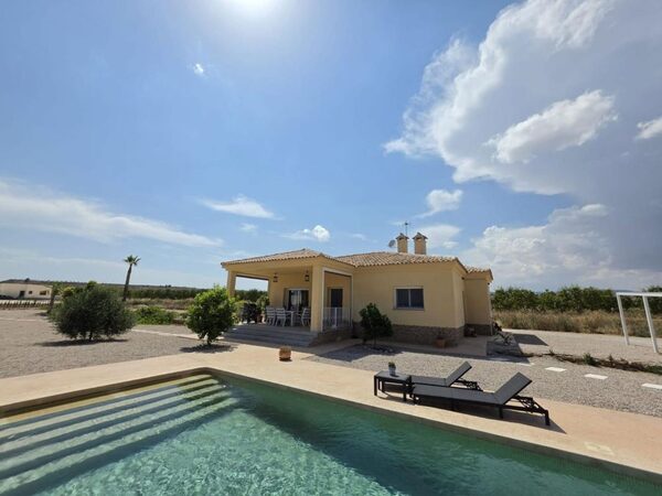 Willa w Pinoso, Hiszpania, 127m² - obraz 3