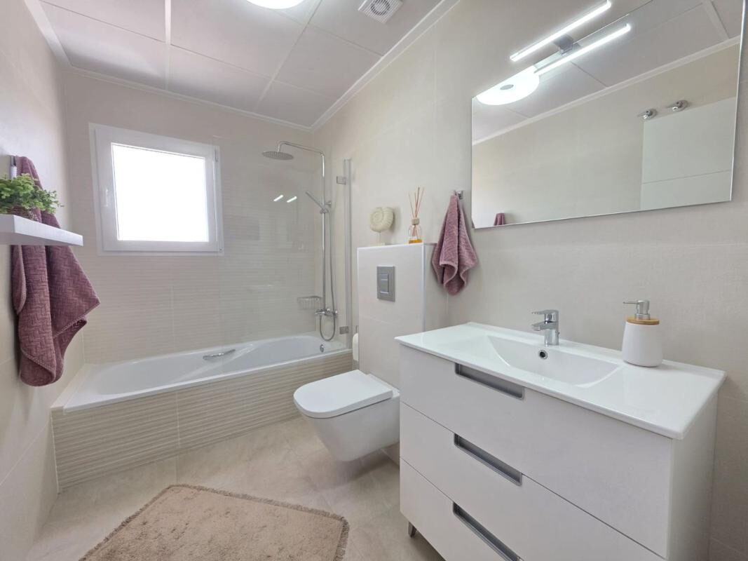Villa with 3 bedrooms, 127m² in Pinoso, Spain [ID: 0152-565078]