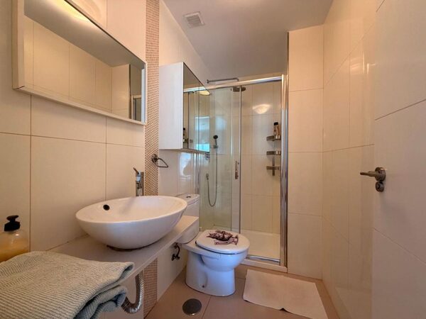 Апартаменты в Рохалес, Испания, 85м² - изображение 18
