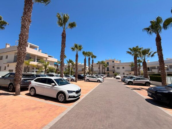 Апартаменты в Рохалес, Испания, 85м² - изображение 28