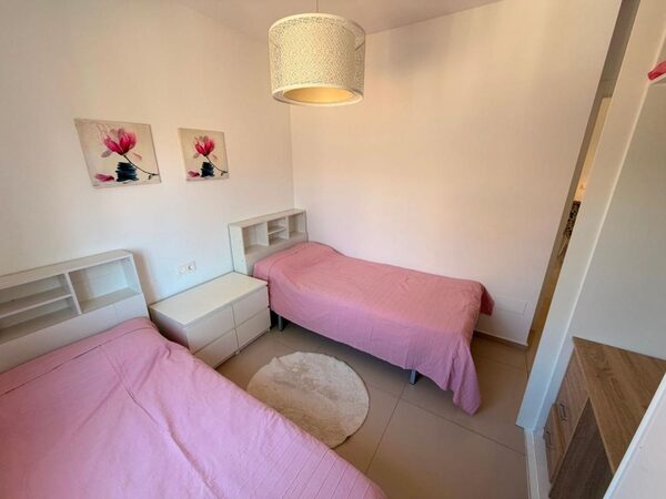 Апартаменты в Рохалес, Испания, 85м² - изображение 17