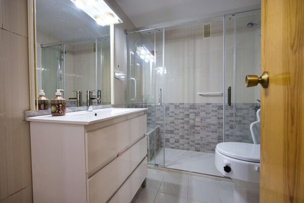 Апартаменты в Кампельо, Испания, 94м² - изображение 16