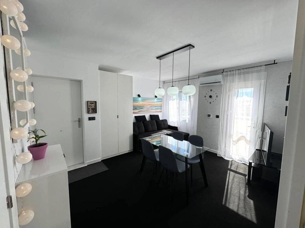Apartments with 3 bedrooms, 82m² in Torrevieja, Spain [ID: 0152-563321]