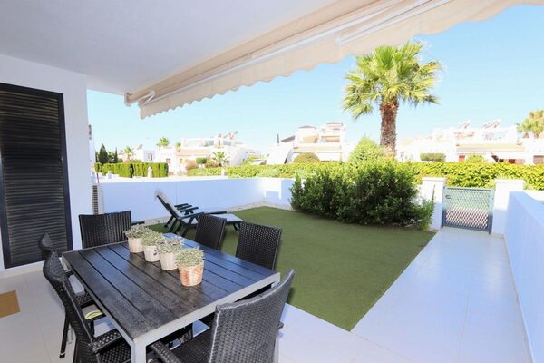Apartments in Orihuela, Spain, 72m² - image 3