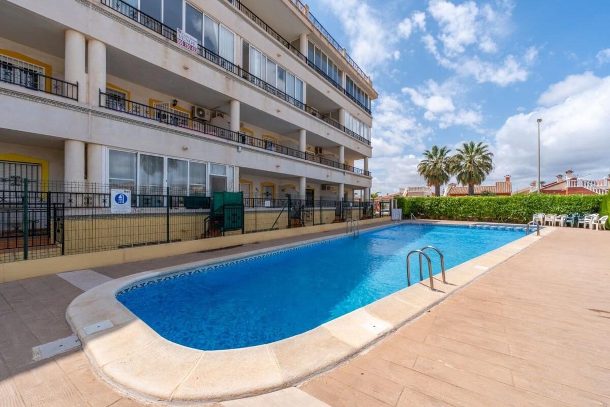 Апартаменти з 2 спальнями, 69м² в Оріуела, Іспанія [ID: 0152-559181]