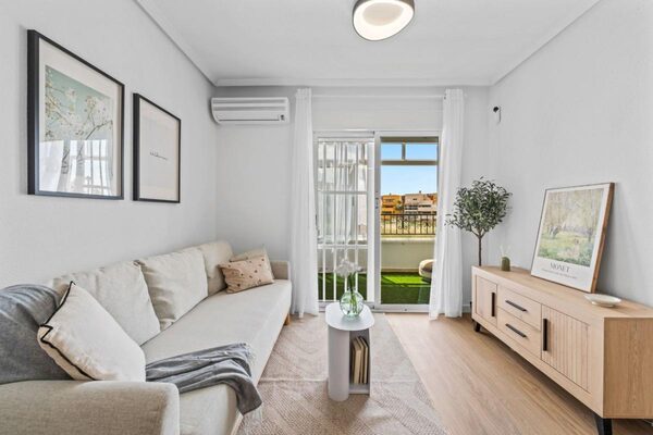 Apartments in Orihuela, Spain, 69m² - image 3