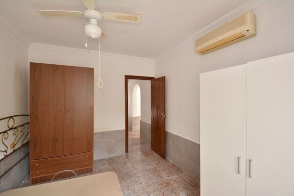 Townhouse in Torrevieja, Spain, 123m² - image 13