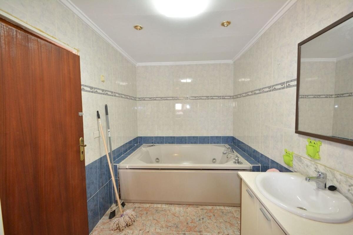 Таунхаус з 4 спальнями, 123м² в Торрев'єха, Іспанія [ID: 0152-559157]